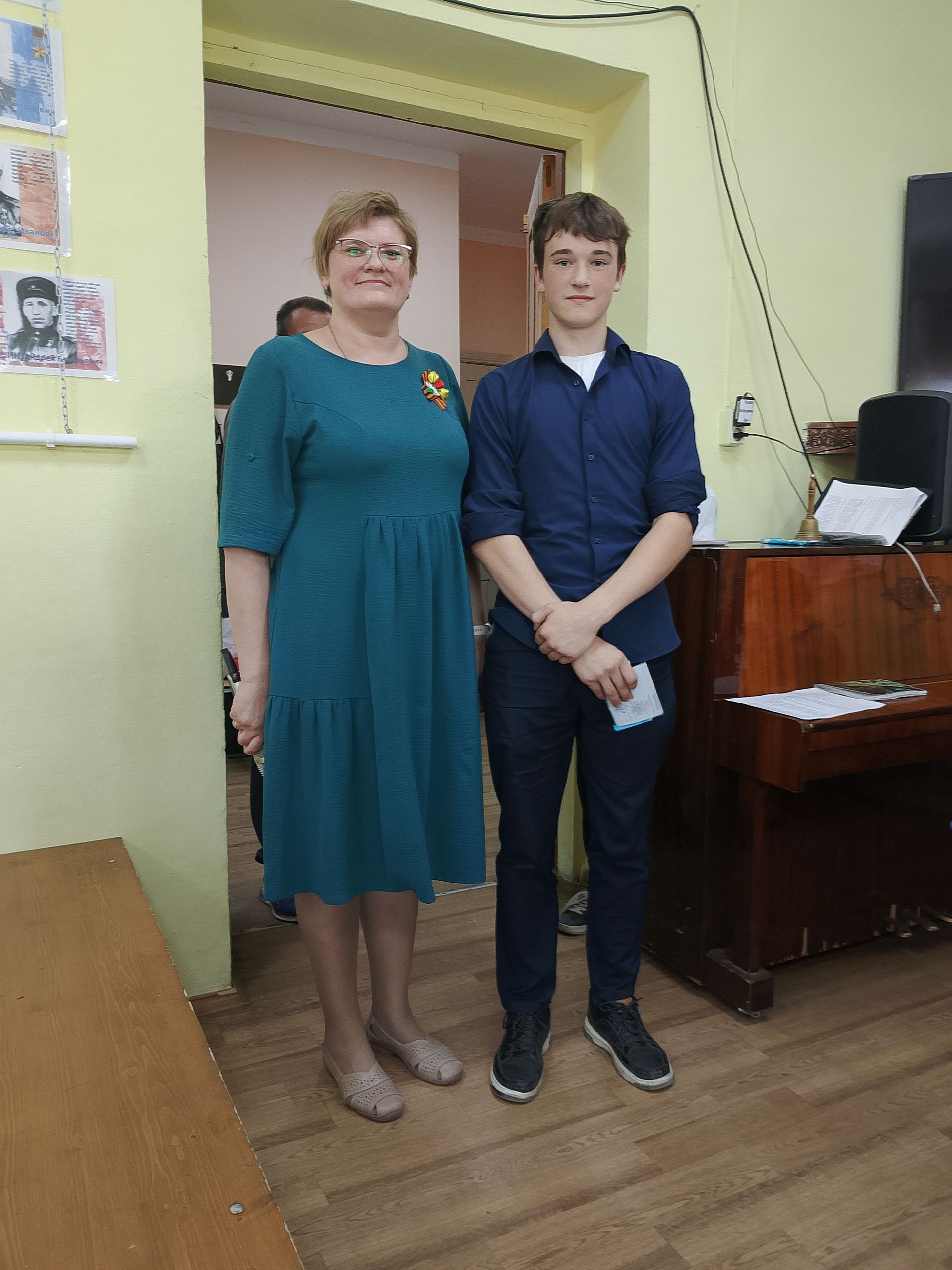 Дополнительное фото 4 к статье: Знак ГТО на груди у него...