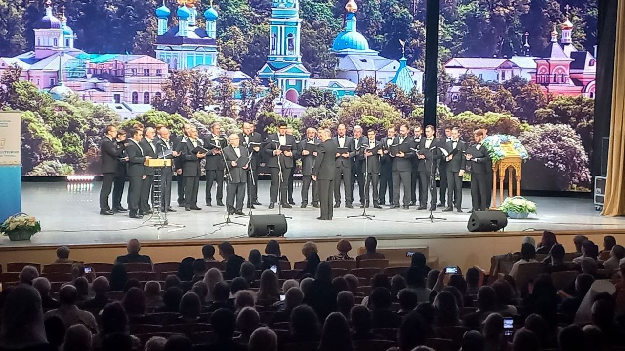 Дополнительное фото 2 к статье: Открытие XXVIII Богородично-рождественских образовательных чтений Калужской митрополии