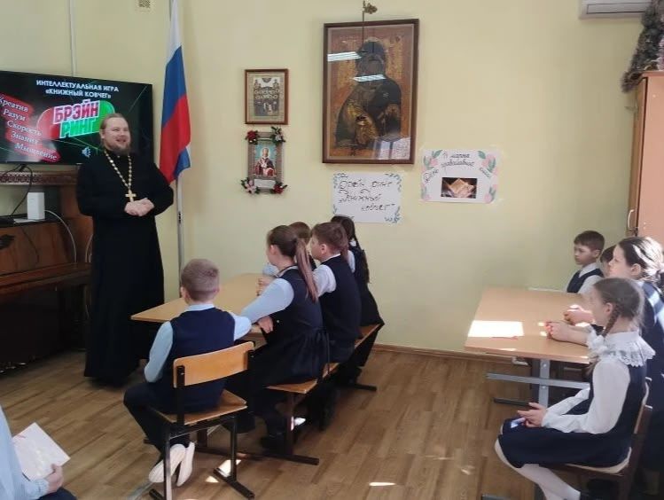 Дополнительное фото 5 к статье: Интеллектуальная игра "Книжный ковчег" в Козельской православной гимназии